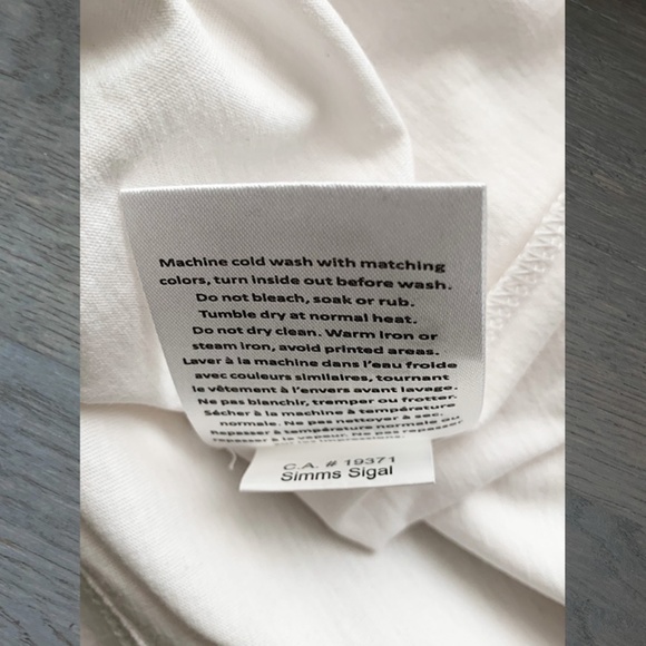 Marshall Artist | Men's Modern Floral Graphic T-shirt - Picture 9 of 9